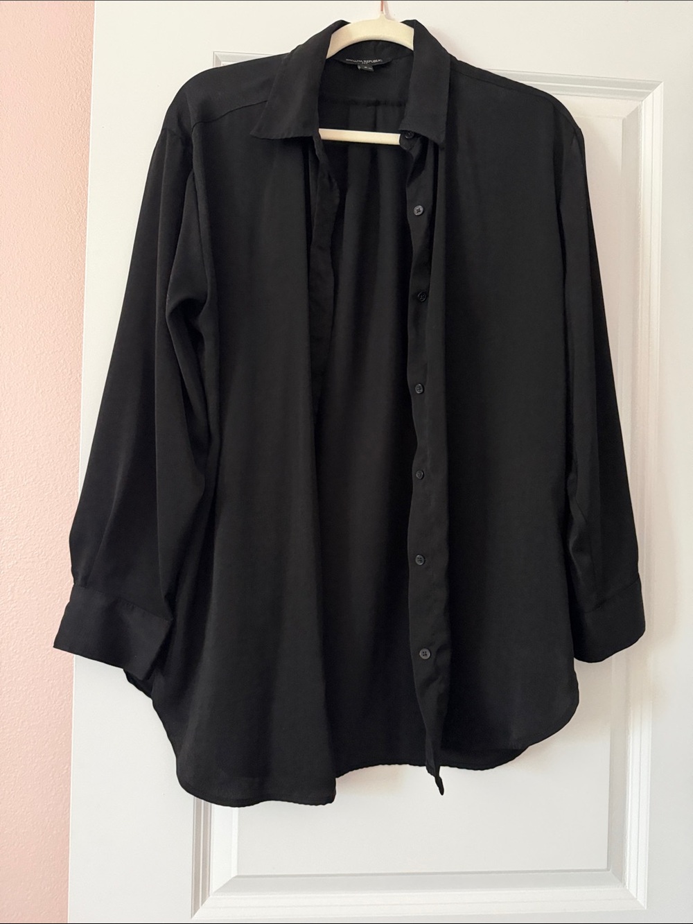 Banana Republic Black Women's Button-Down Shirt